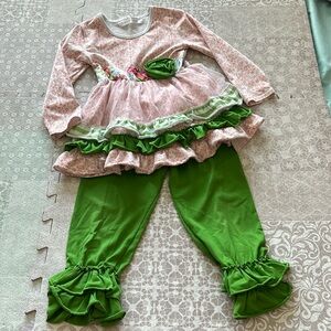 Cuppycake Boutique green ruffle set - toddler L